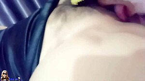 Thai teen gets her pussy creampied by husband in homemade video