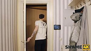 That shame4k stud grabs the chance for sex with the milf in the kitchen
