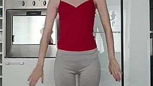 short training routine in tight leggings at gym today