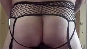 Bisexual crossdresser enjoys ass fucking with toys?