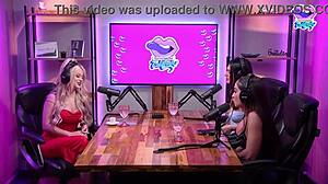 stepsiblings decide to get naked for each other in this taboo scene.