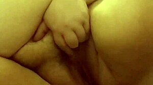 i watch this sexy older mexican ssbbw masturbate close up for me