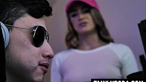 Gamer stepbro bangs his stepsis in taboo encounter.