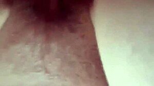 I experience soumise anal with toys and dildo leading to intense squirting