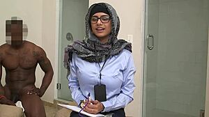 Mia Khalifa's Funny Handjob Bloopers with Tony Rubino