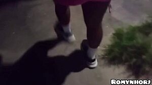 Well-endowed guy fucks stranger in Rio without condom