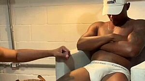 Negão, why do you pound me with such raw force?