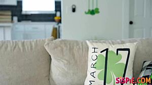 मैं ब्रियाना आर्सन और किमी किम्स की पेटाइट 18+ गांड का विरोध नहीं कर सकता