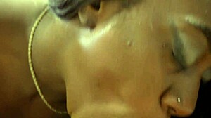 Dei Minha Buceta De Cabeça Pra Baixo With Interracial Amateurs