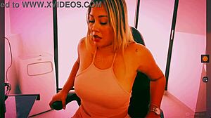 I love my thick juicy ass