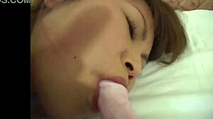 Japanese Babe Orgasms Vibrating