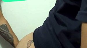 Cogiendo Con El Encargado En El Cuarto De Seguridad