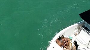 Dando O Cu Na Frente Do Capitão Com Tits E Anal