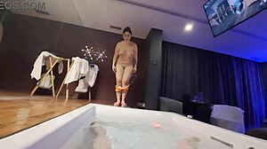Motel Maid FUCKS on the JACUZZI for 20 BUCKS