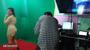 Sesion de fotos para dana turns into a wild group swingers session 😜