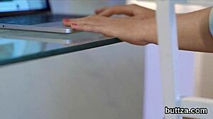 Beautiful Tight Kitten Gets Her Spread Honey Pot And Tiny 18+ Anus Screwed