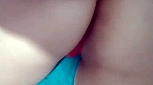 roçando o pau na buceta e no cuzim da esposa do meu amigo até ela gozar explodiu porra na bucetinha