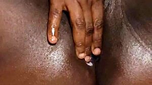 Huge tits fingering solo