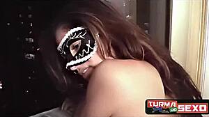 I am a married latina milf who enjoys oral fun with frotinha