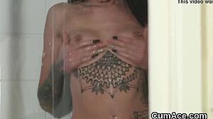 Wacky bombshell swallows cumshot on her face 😋