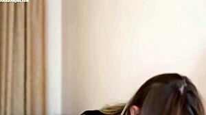 2014-05-20 malvina shopping girl striptease 😊