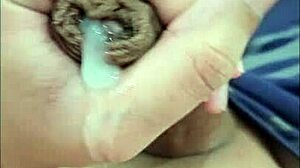 novinho dotado gozando gostoso 😍 so hot