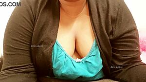 indian girl with big boobs teasing