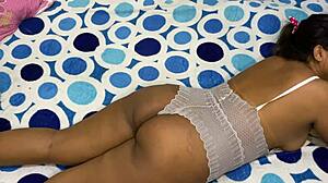 Deitada de Costa, Giving My Bunda from Behind