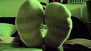 i love my mature wife's sexy feet, licking them all over, it's my fetish, sucking too