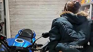 I got caught masturbatin behind the bars, oh no