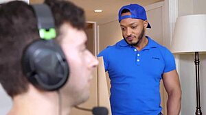 I delivered to the gamer twink who tipped with his tight ass