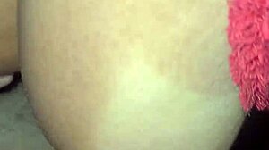 tirando leitinho antes de dormir putinha safada mamar porra