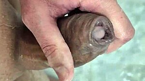 damn, cumming hard in the shower feels so good 😜