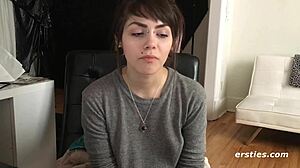 All natural Sloan works her hairy pussy with eager fingers