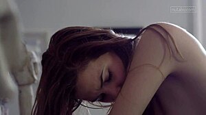 i'm a cute amateu, craving climax with my toys. so turned on!