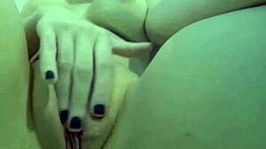 Is sexy Nadia masturbating in the bath with rubber duckies