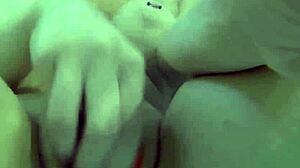 Is sexy Nadia masturbating in the bath with rubber duckies