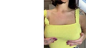 stop what you're doing and kneel for mommy's 18+ whore commands