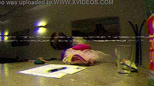 Fitness model with tight pussy arrives for yoga shooting, but it turns into a handjob with the fake director.