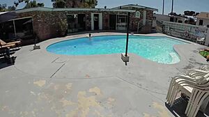 Gigi Breeze Performs Deepthroat Blowjob At Outdoor Pool