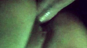 grabé al macho de mi hijastro penetrándome la panocha antes de que llegue mi esposo