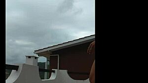 Eu E A Lunna Vaz Fomos Na Varanda Da Casa Onde Estava Tendo Uma Festa E Transamos Gostoso E A Festa Rolando.