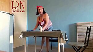 Guest eats from naked waitress's navel in restaurant