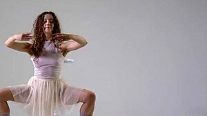 Flexible teen Ursula Fe naked in yoga stretching and teasing