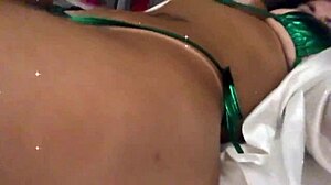 angel lima leva tony tigrao para a praia