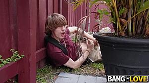 Richelle Ryan's Backyard Encounter With Chris Lockwood And Ethan Seeks