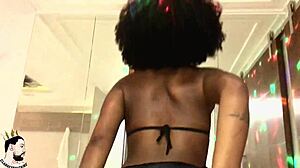 Kiara's hot fucks with Davi, no condom, in front of her husband – so obedient and sensual.