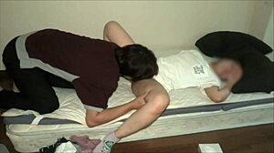 おもちゃプレイをしているとお互いにムラムラしてしまい激しく突き合う変態カップル