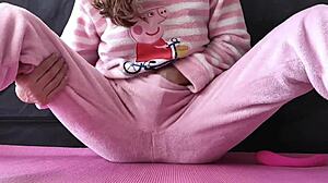 Stepsister with Small Boobs Fingers Wet Shaved Pussy to Squirt