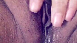 Analaysya Moore Dripping!